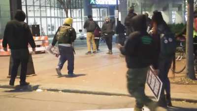 At last night's BLM protest for Daunte Wright in Minneapolis a driver decided not to turn around when he saw protesters. Chaos ensues