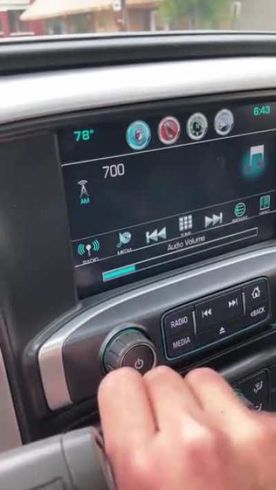 My truck&rsquo;s volume button