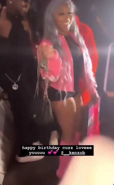 Kenzo b twerk