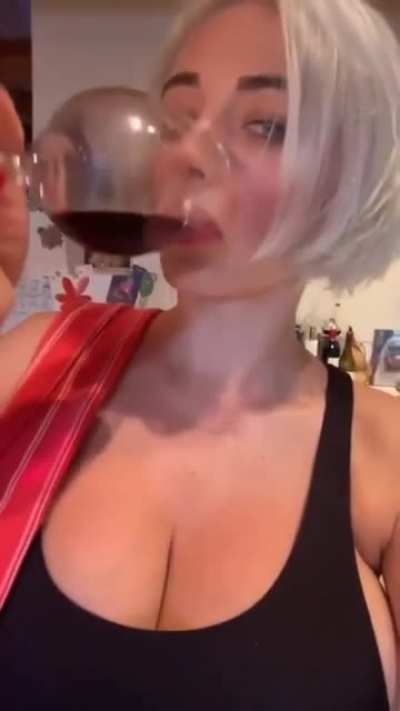 Caroline Vreeland's tits are so massive they pop out of the sides of her tank top