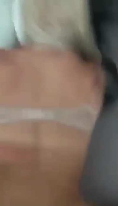 Blonde gefickt 
