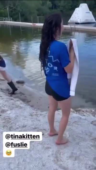 Leslie&rsquo;s ass