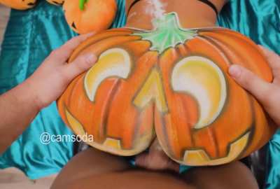 Hayley Davis &amp;amp; Peter Green - Big Ass Blonde Fucked And Cum On Pumpkin Cosplay