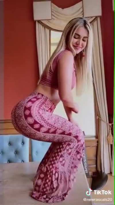 😳
