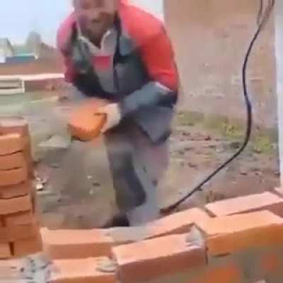 Вовка ложи ровнее
