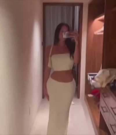 mirror vid in white