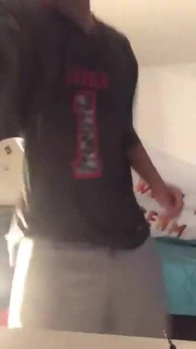 Rodditor ITist executa corect bottle cap challenge