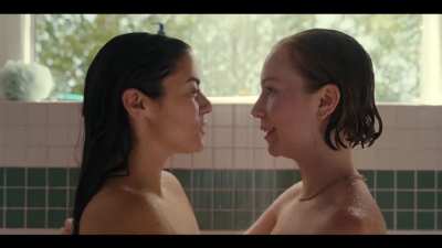 'Hacks' S3E2 (2024) Lorenza Izzo &amp;amp; Hannah Einbinder