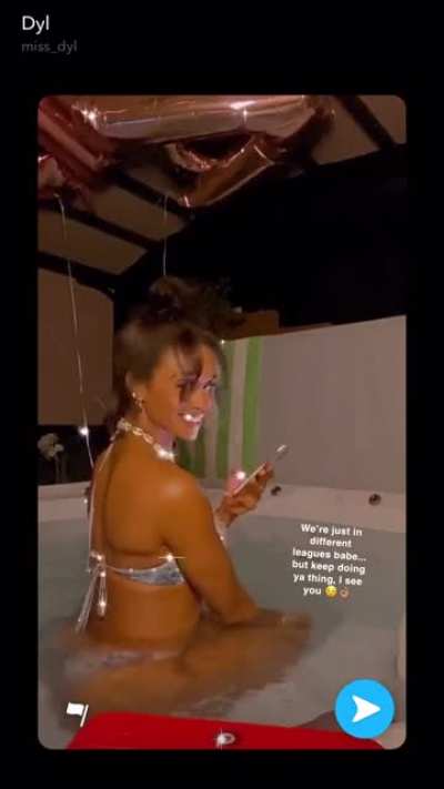 🤤