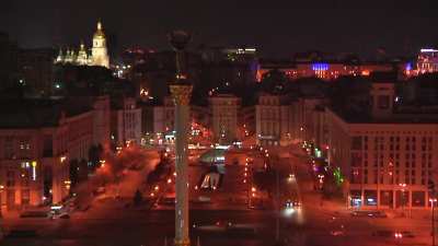More gold from Reuters: Caramelldansen blasting during Kyiv live stream they set up in anticipation of zero hour