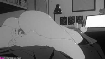 In her bed (Flou)