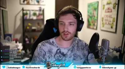 Connor from CDawgVA (and Trash Taste Podcast) shares his opinions about Hololive fandom