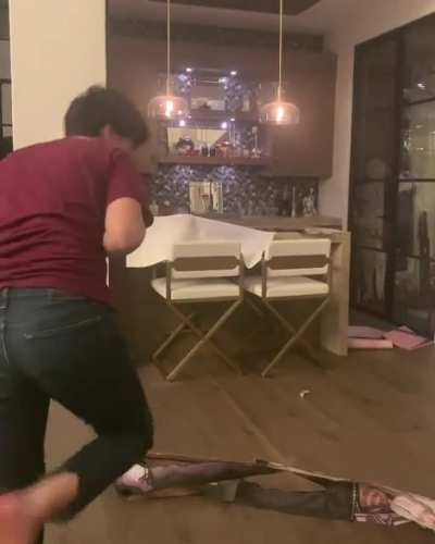 MAN SUCCESSFULLY DEFENDS HIS WAIFU AGAINST ATTACKER!