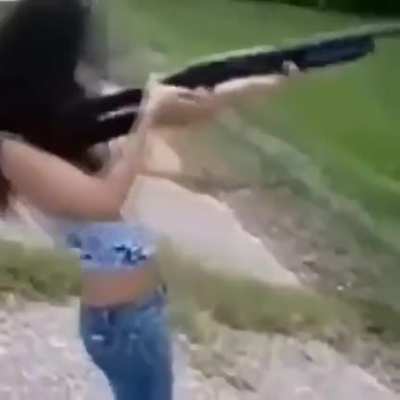 Os cara acha que &eacute; s&oacute; atirar e valeu