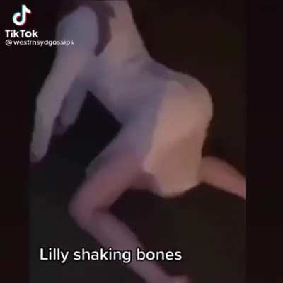 😭