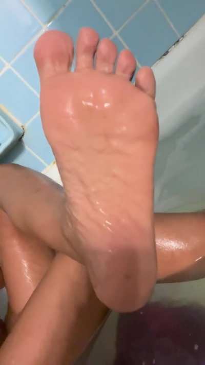 Ebony feet 