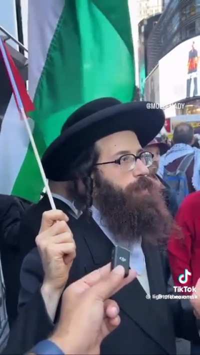 Jewish man explaining why he doesn&rsquo;t support Israel.
