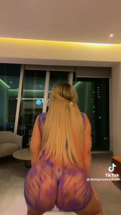 deziigonzalezoficial1