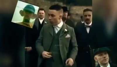 😡😡