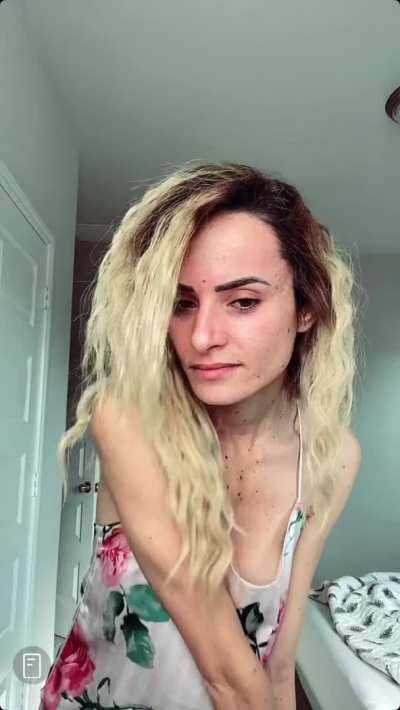 i spent like three hours on this chick&rsquo;s live for this