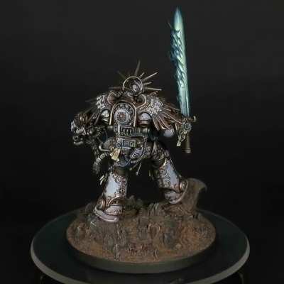Roboute Guilliman in white &amp;amp; bronze