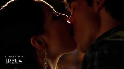 Kristin Kreuk &amp;amp; Tom Welling - "Smallville" - (s02e22) - Kiss Scene - *AI ENHANCED*
