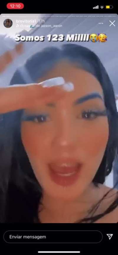 Brenda vit&oacute;ria