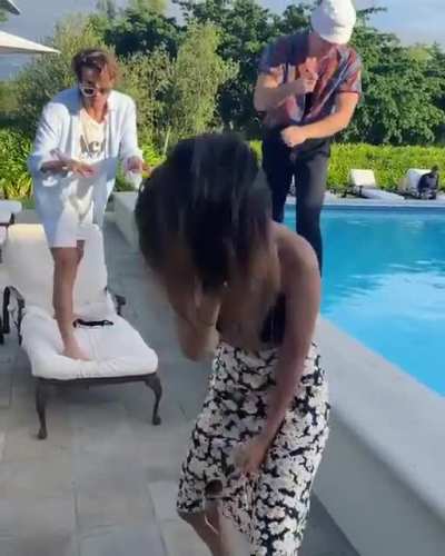 Pool party