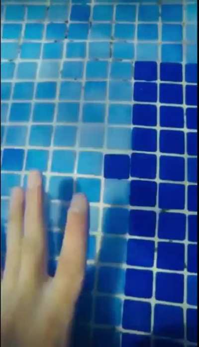 *underwater screaming*