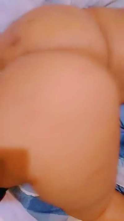All This Booty Meat Come Rub Me