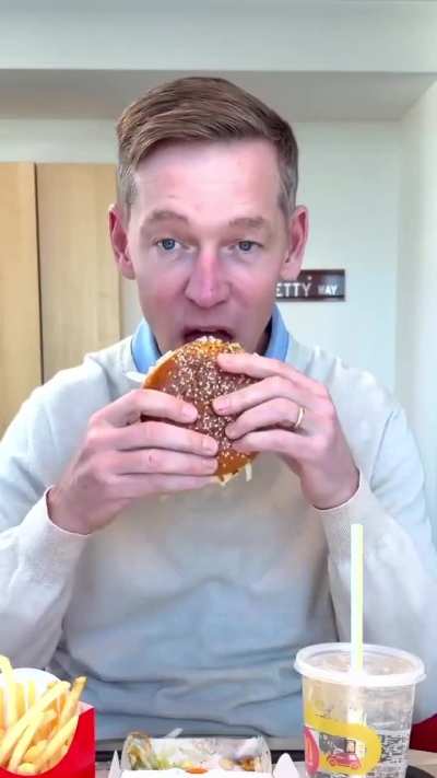 McDonald&rsquo;s CEO Chris Kempczinski goes viral after seeming reluctant to eat his own burgers&mdash;he takes a tiny bite, looks uncomfortable, and calls the food &lsquo;product.&rsquo;