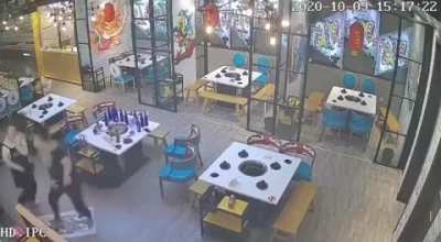 Waitress says don't fuck with me!!!