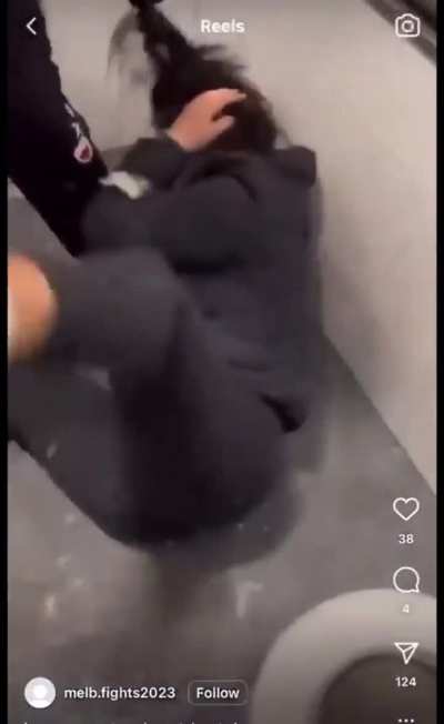 The girls forced her to say &ldquo; i am ur good bitch&rdquo; 