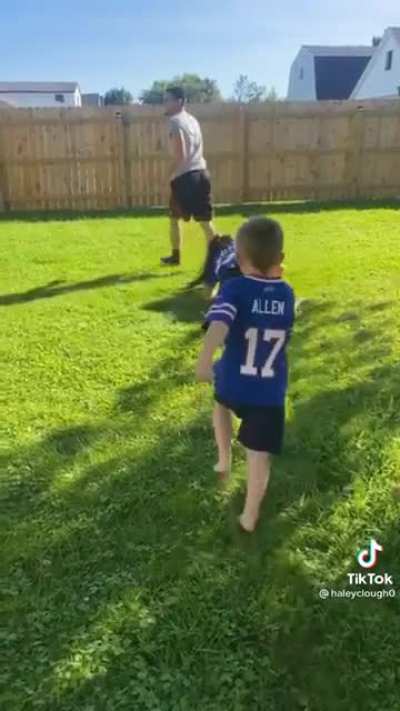 Dad reflexes on point