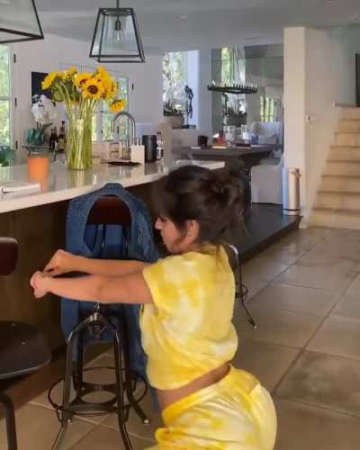 Camila Cabello shaking that fat ass