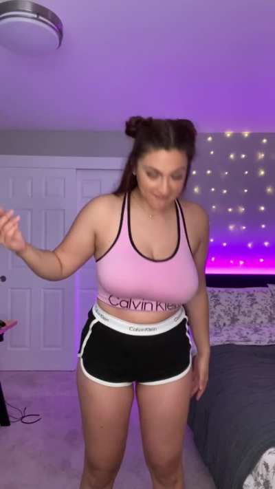 DO YOU LIKE IT ? ( her Free album In Comments )