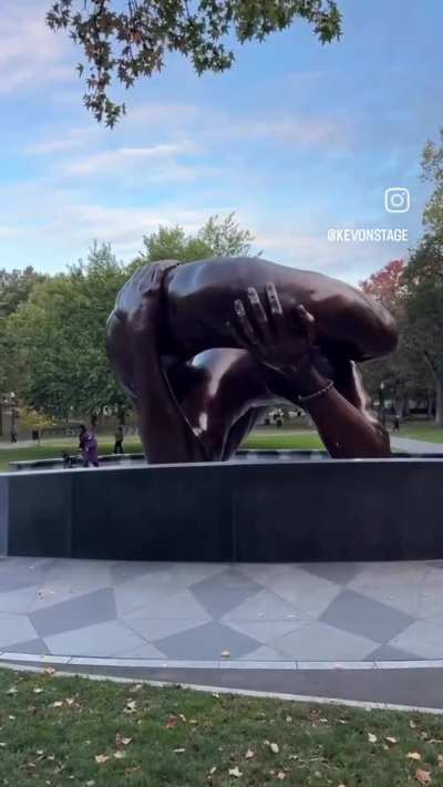 A Kat n&atilde;o recebeu esse v&iacute;deo aqui antes do Velhores do ano pra categoria L&Aacute; ELE