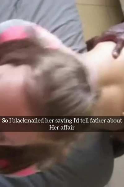 mom gave me a blowjob as my bully fucked her