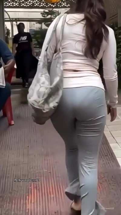 Avneet Kaur 🍑