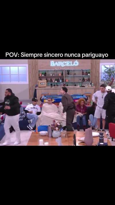 Fruta dice que si Ella Quiere a Polonia
