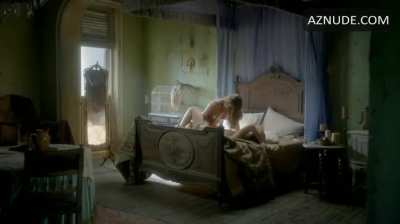 Nevena Jablanovic and Jessica Parker Kennedy in 