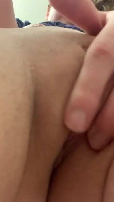 Fat innie pussy ;)