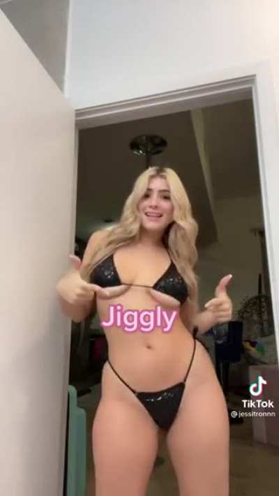Jiggly af