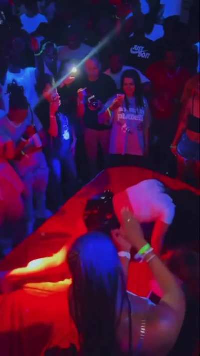 OSAN CLUB GIRL