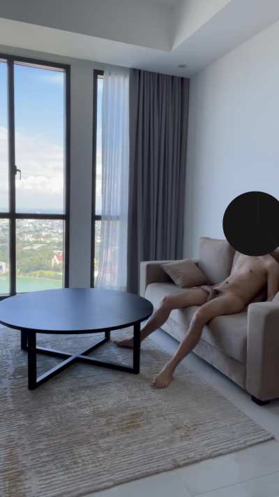 nude weekend