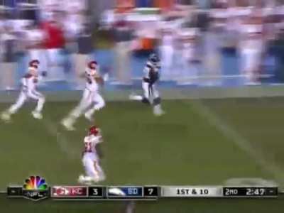 [Highlight] The longest run of LaDainian Tomlinson's HOF career- an 85 yard touchdown in 2006