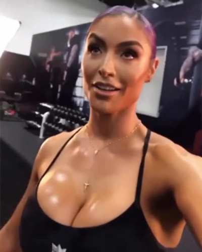 Eva Marie&rsquo;s glistening bust