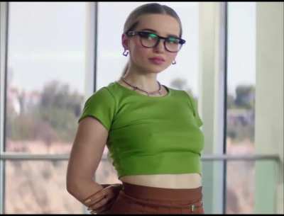 Dove Cameron
