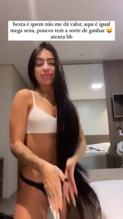 MC Mirella