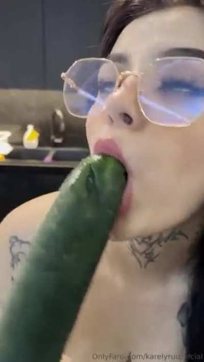 V&iacute;deo completo en el canal premium 🔥😋